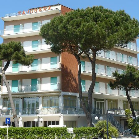 Hotel Sayonara Морской Милан Экстерьер фото
