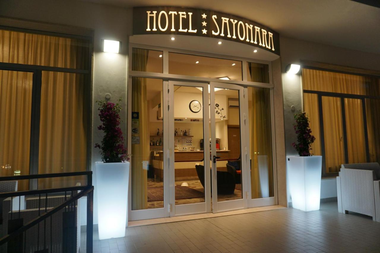 Hotel Sayonara Морской Милан Экстерьер фото